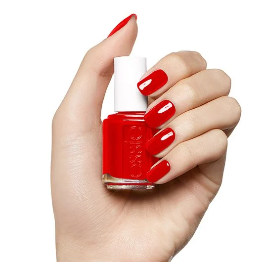 essie-enamel-a-list-hand-1