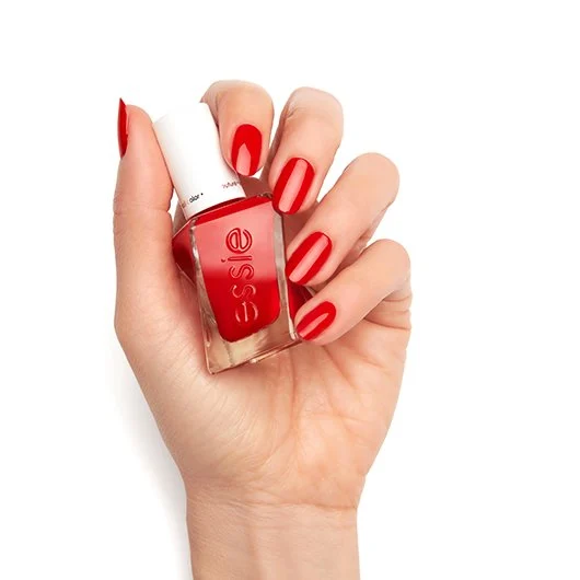 essie-gel-couture-lady-in-red-on-hand-1